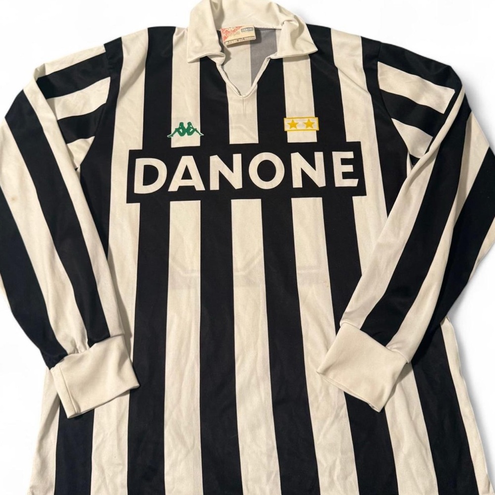 Kappa White and Gray Striped Jersey
